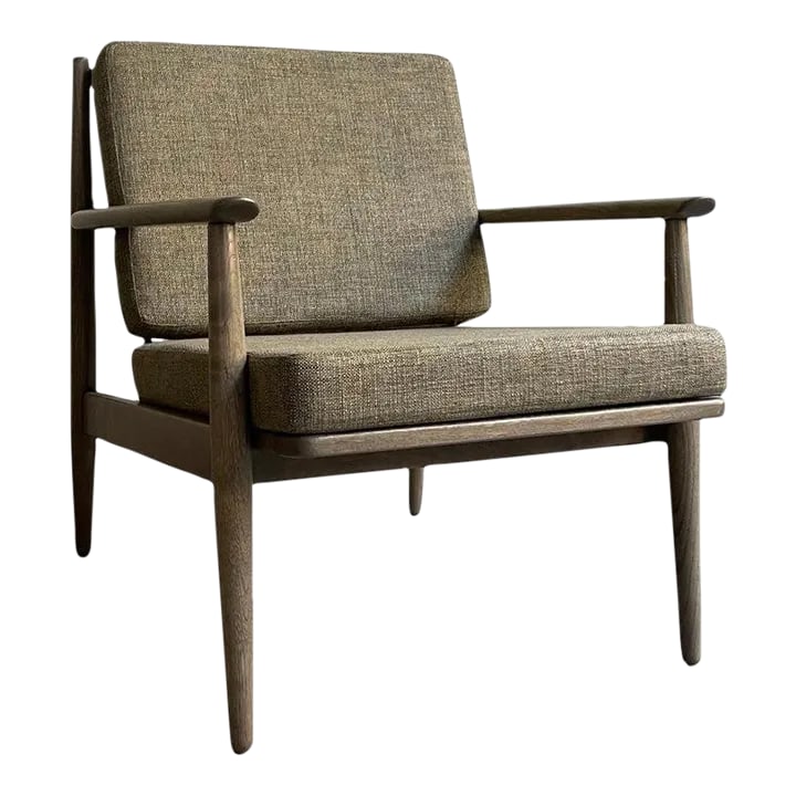 1960s Mid-Century Modern Ash Lounge Chair by Viko Baumritter: Mid-Century Modern, ash, lounge chair by Baumritter for their Viko collection features a custom pickle finish with newly upholstered cushions in light heather green, woven blend fabric. It's a fresh
