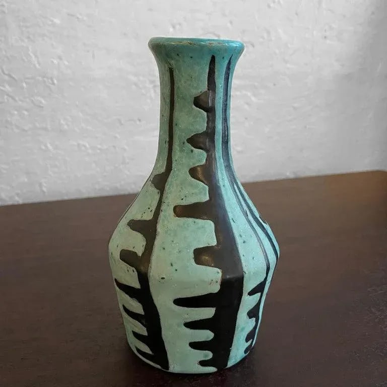 1960s Tribal Style Modern Art Pottery Vase by Livia Gorka - 4