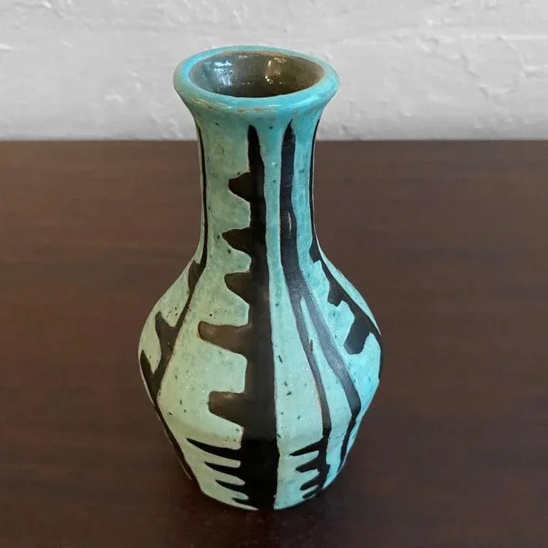 1960s Tribal Style Modern Art Pottery Vase by Livia Gorka - 6