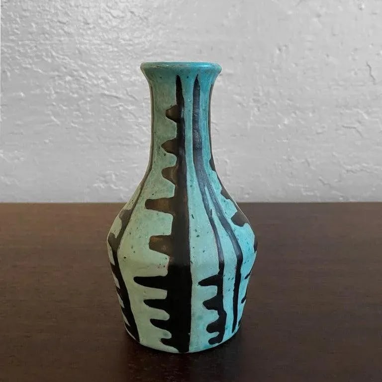 1960s Tribal Style Modern Art Pottery Vase by Livia Gorka - 8