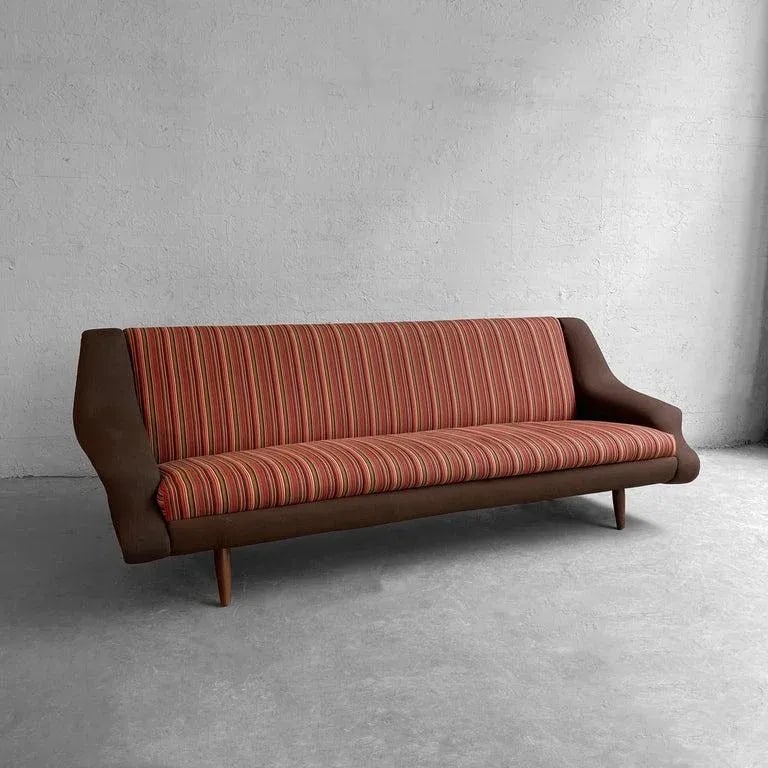 1960s Italian Mid-Century Modern Sofa in the Style of Marco Zanuso - 4