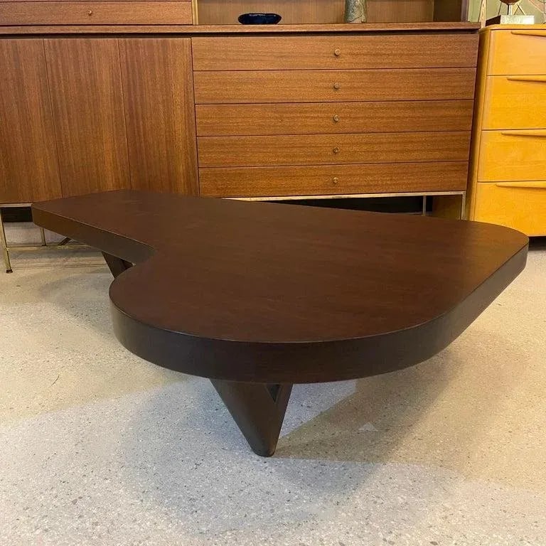 1950s Mid-Century Modern Piano Shape Mahogany Coffee Table - 10