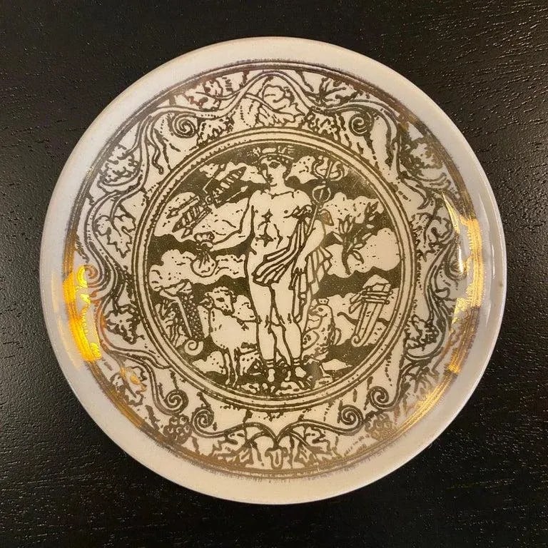 1960s Set of 5 Piero Fornasetti Mitologia Gilt Porcelain Plates, Italy - 7