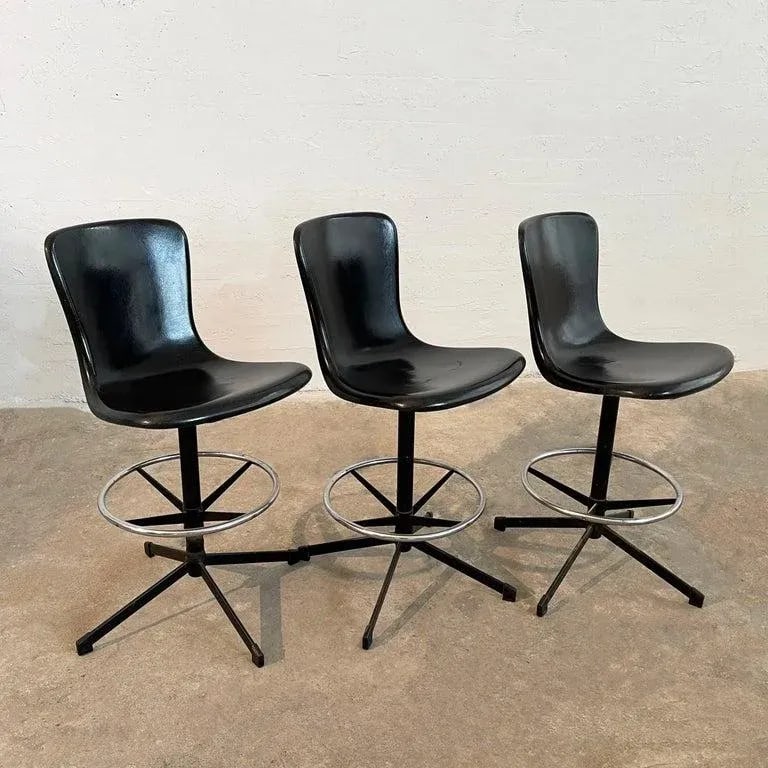 1960s Mid-Century Modern Fiberglass Counter Stools by Cosco - Set of 3 - 2