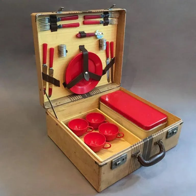 1940s Mid Century Picnic Set Wood Case with Red Dishes - for Four, 21 Pieces - 3