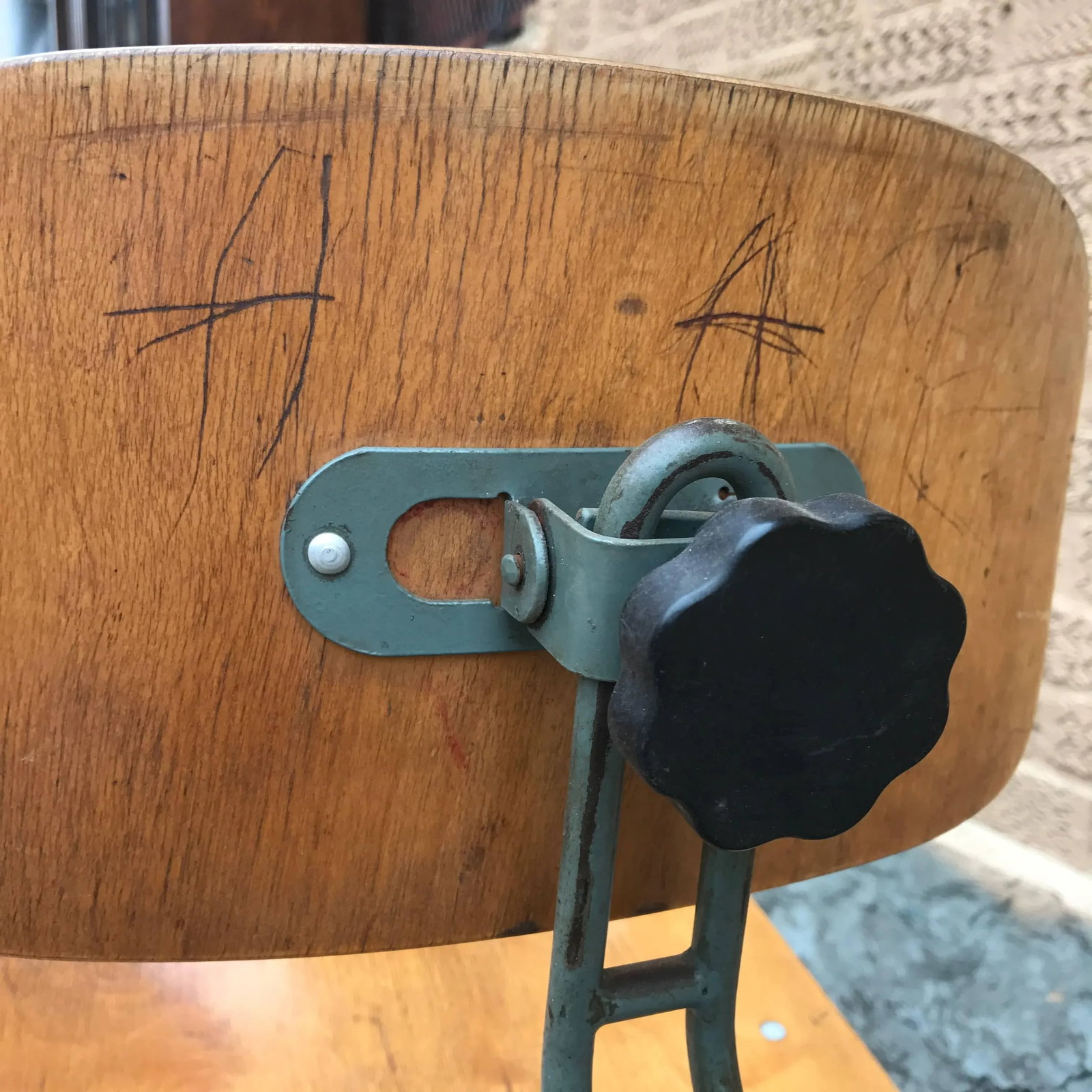 Vintage Basler Eisenmöbelfabrik Sissach, Bes Adjustable Shop Stools- Set of 4 - 8