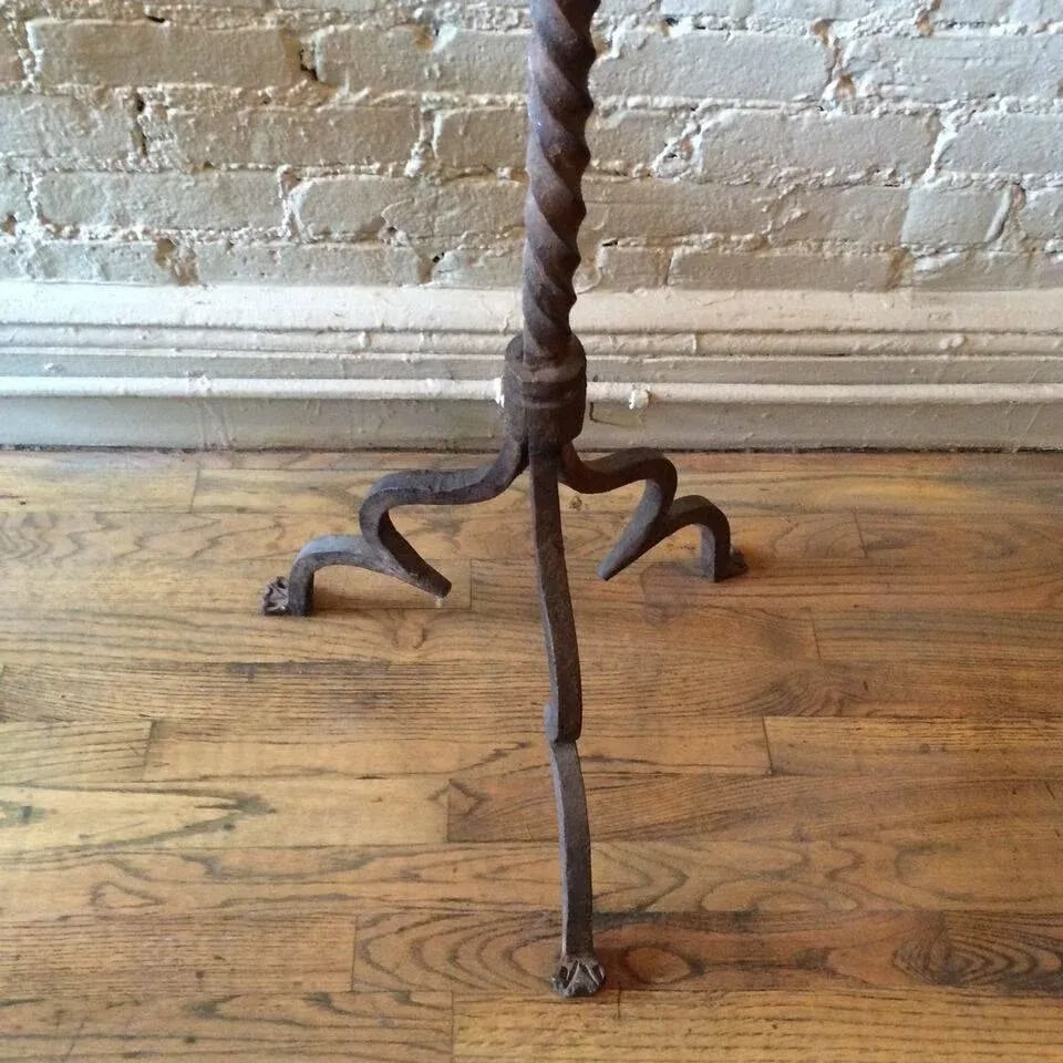 Early 20th Century Gothic Wrought Iron Floor Lamp in the Style of Samuel Yellin - 10