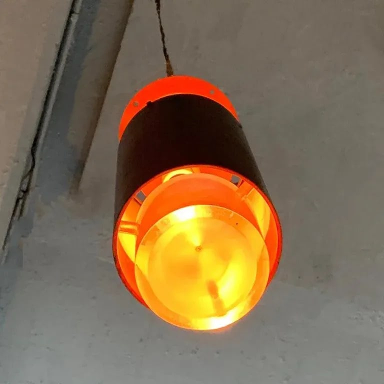 Danish Modern Lucite and Aluminum Cylinder Pendant Light by Simon Henningsen - 8