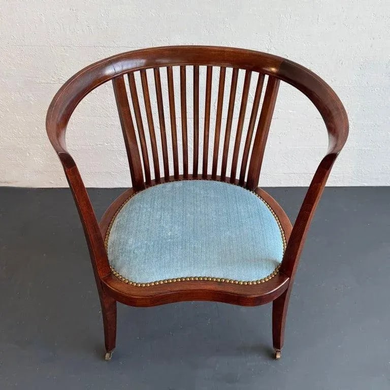 Early 1900s Regency Style Mahogany Rolling Barrel Back Armchair - 5