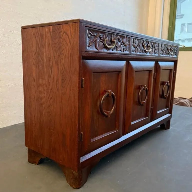 1940s Craftsman Carved Oak Sideboard Credenza by Old Hickory Furniture Company - 4