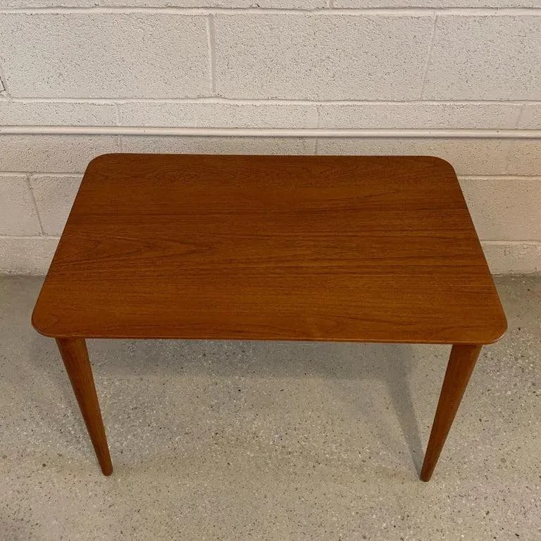 Scandinavian Modern Teak Side Table by Peter Hvidt for France & Daverkosen - 8