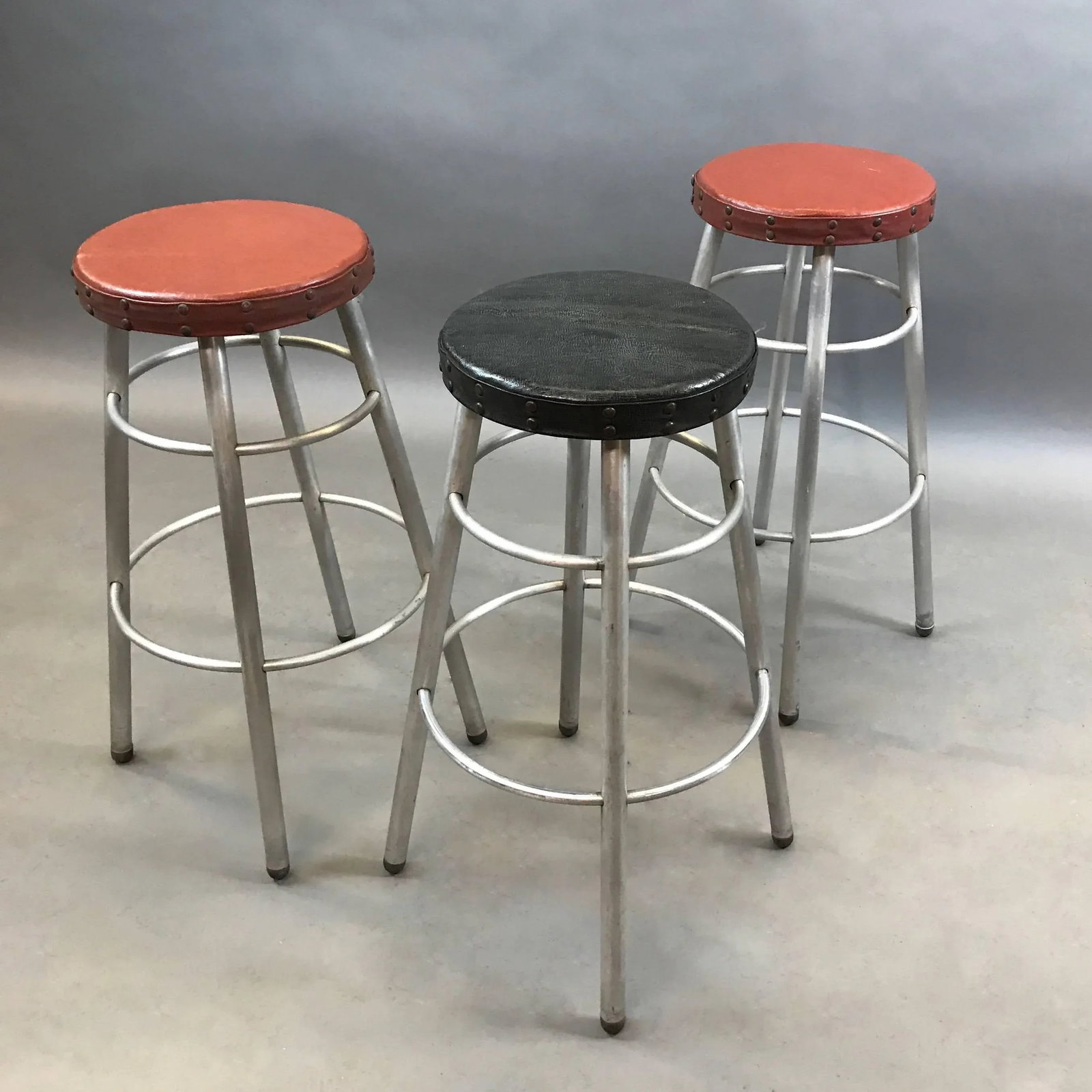 1930s Machine Age Tubular Aluminium Counter Stools by Alcoa Aluminum Co - Set of 3 - 2