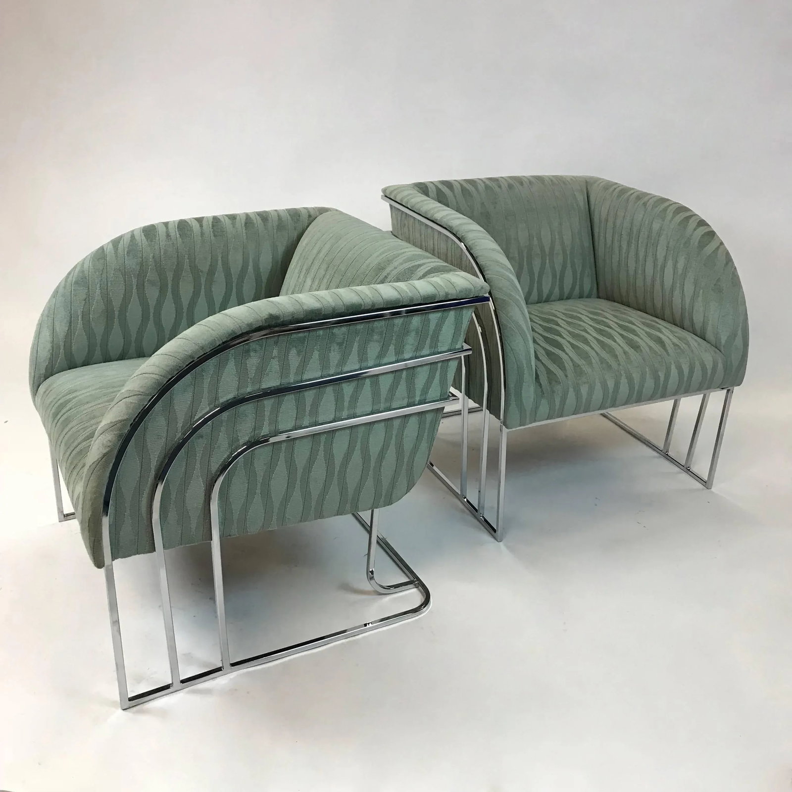 Mid 20th Century Chrome Lounge Chairs By George Mergenov - a Pair - 2