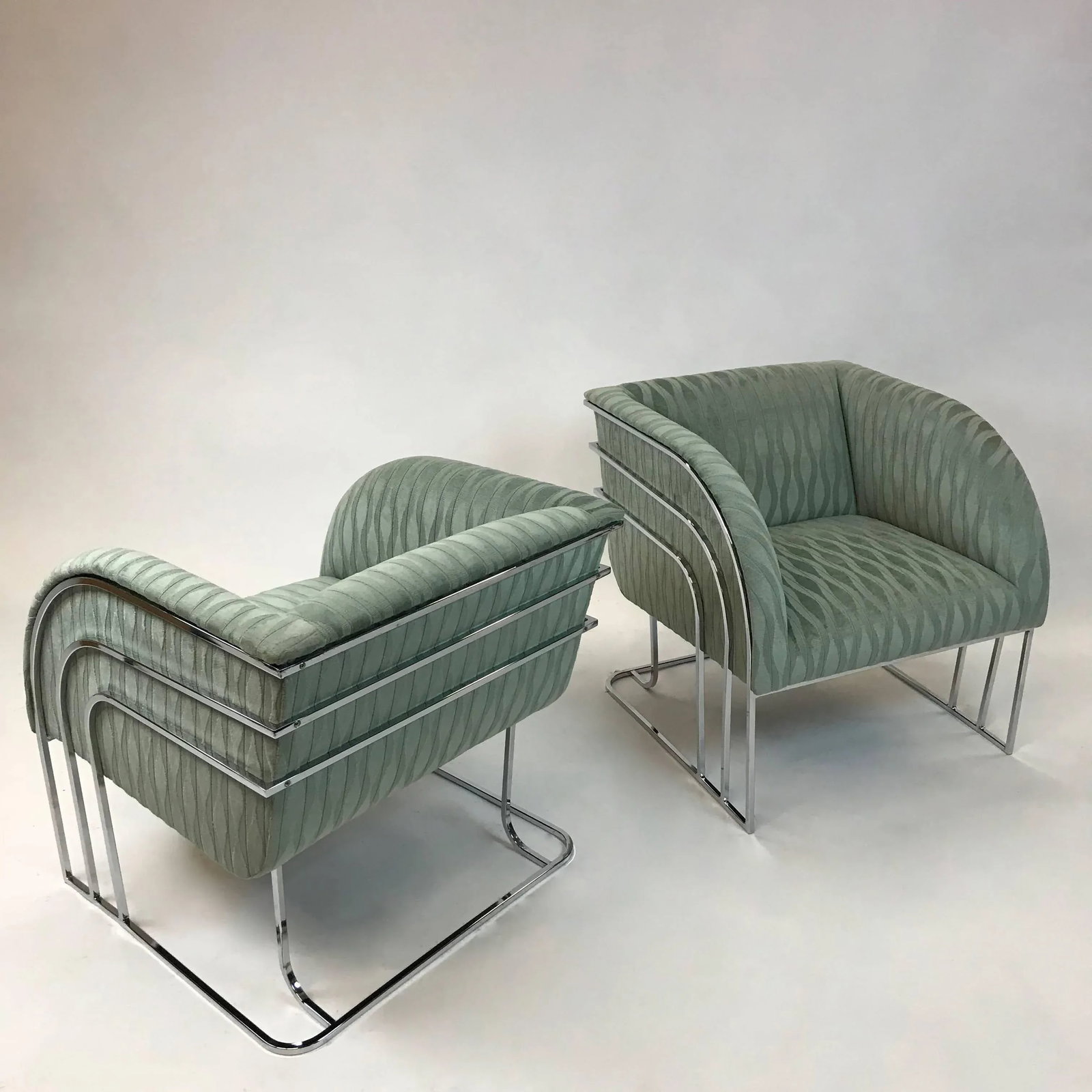 Mid 20th Century Chrome Lounge Chairs By George Mergenov - a Pair - 5