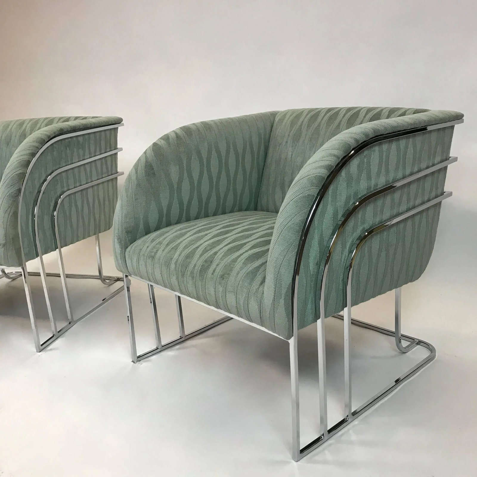 Mid 20th Century Chrome Lounge Chairs By George Mergenov - a Pair - 6