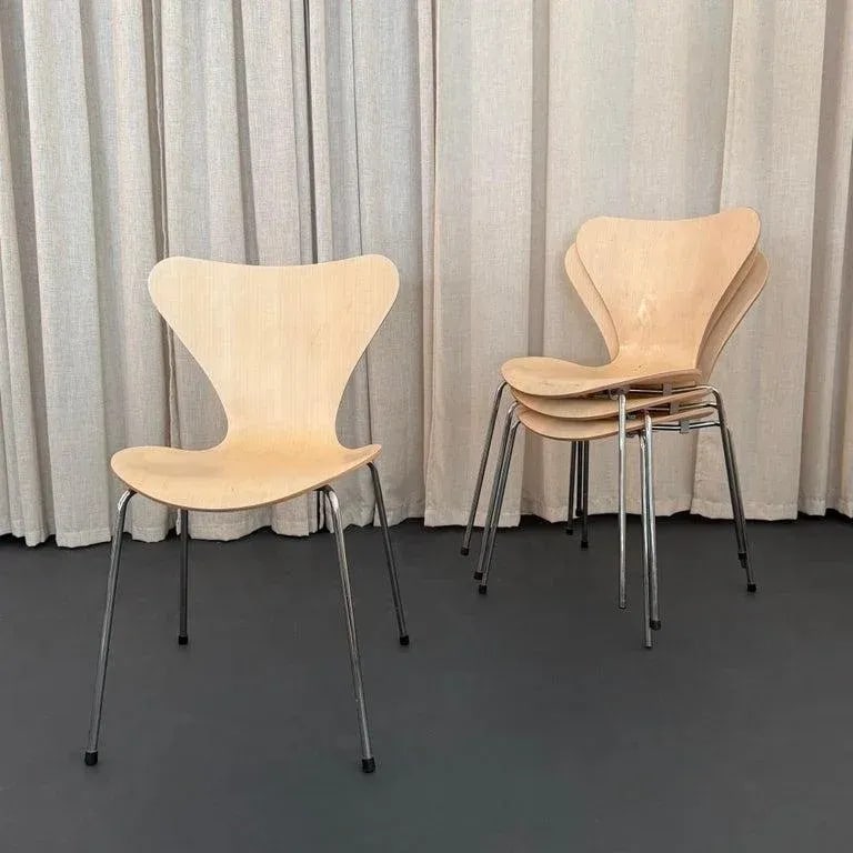 Set of Four Arne Jacobsen Maple Series 7 Chairs for Fritz Hansen Model 3107 - 2