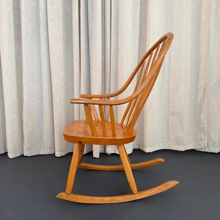 1970s American Mid-Century Craftsman Continuous Bow Rocking Chair - 4