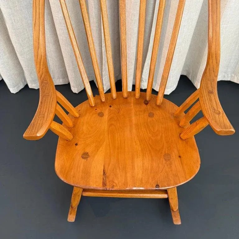1970s American Mid-Century Craftsman Continuous Bow Rocking Chair - 7