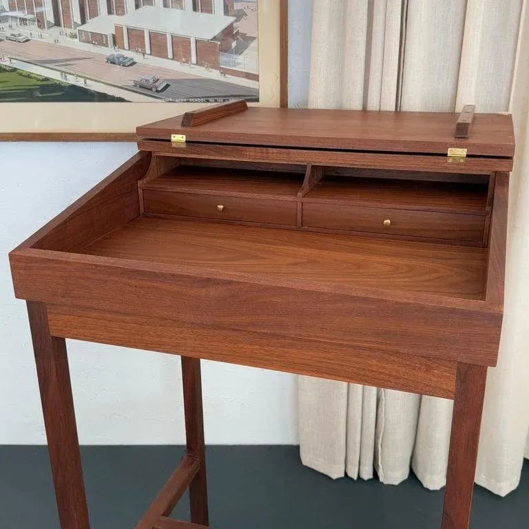 Late 20th Century Mid-Century Modern Custom-Made Walnut Standing Flip Top Desk - 6