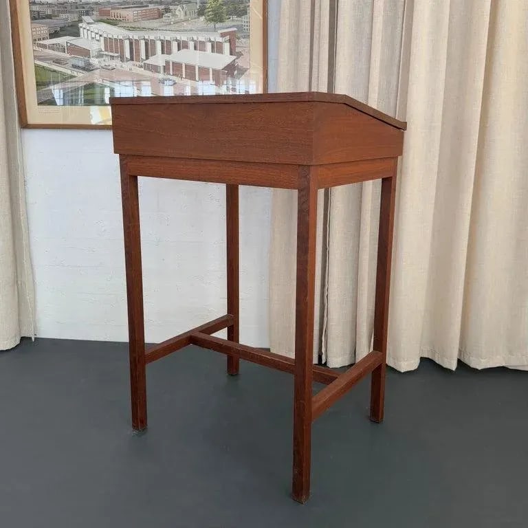 Late 20th Century Mid-Century Modern Custom-Made Walnut Standing Flip Top Desk - 8