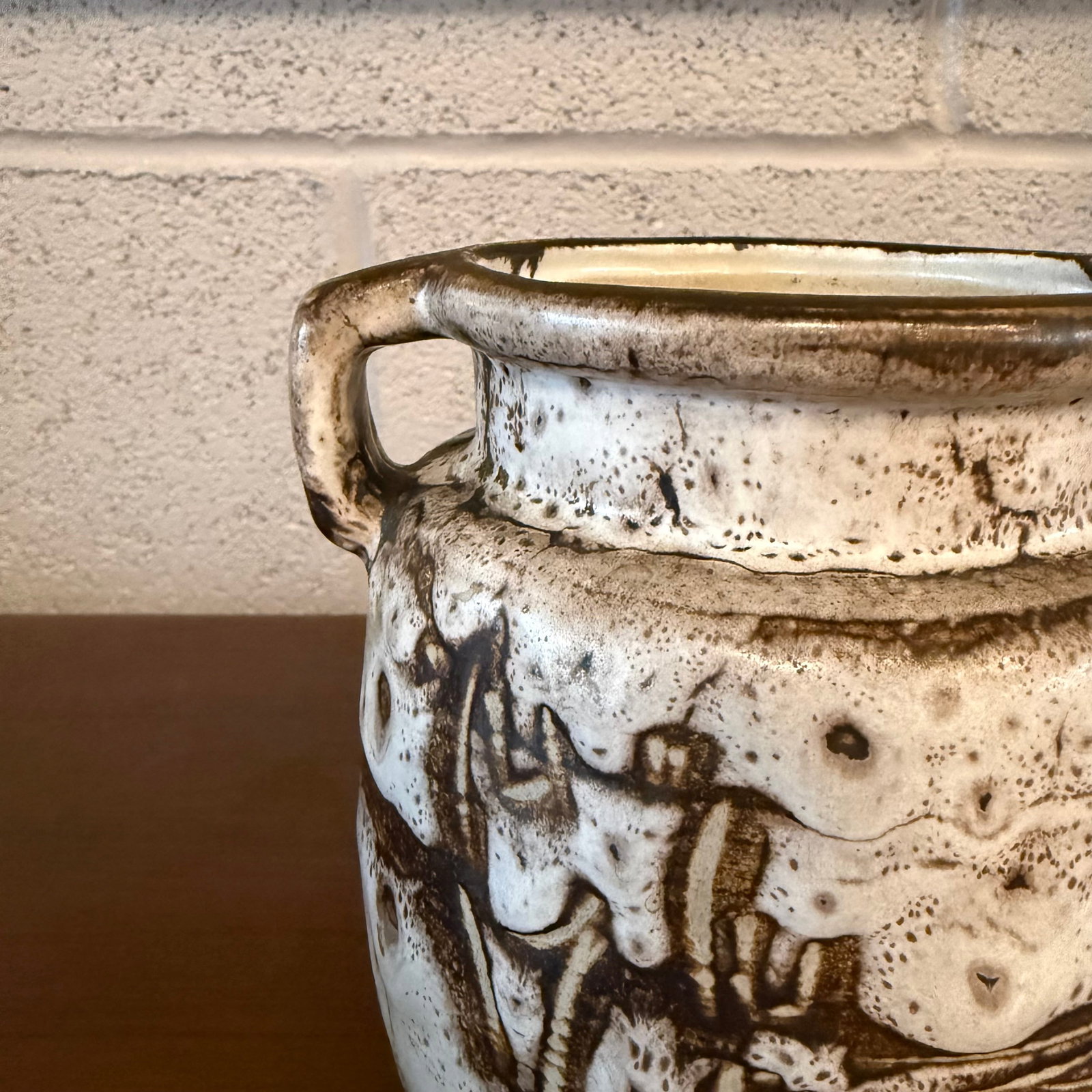 Mid 20th Century Brutalist Japanese Handled Art Pottery Vase - 6