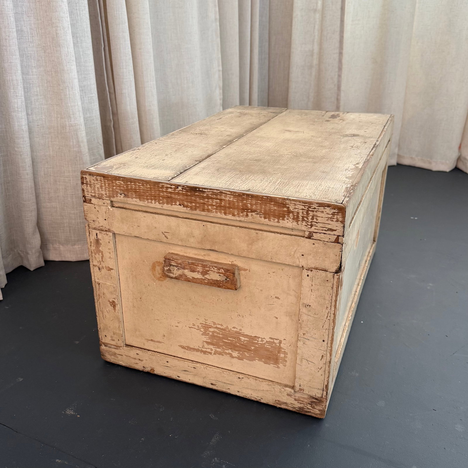 1950s Rustic White Pine Cedar Lined Blanket Chest Trunk - 5