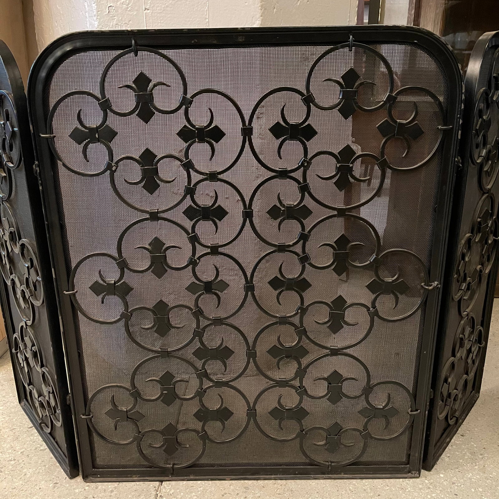 Mid 20th Century Hollywood Regency Scrolled Iron and Mesh Trifold Fireplace Screen - 5