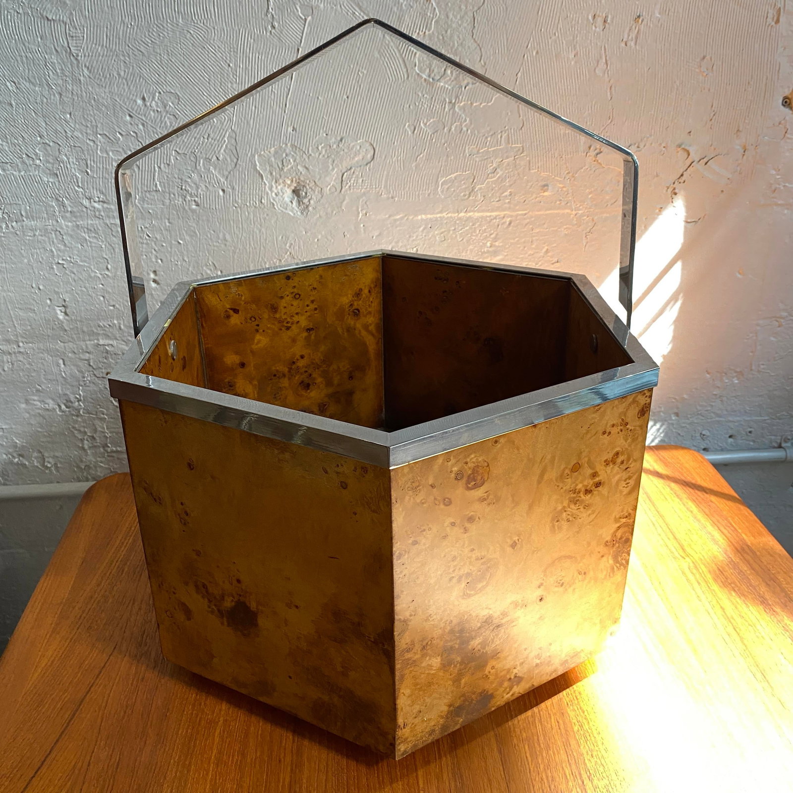 1970s Modernist Hexagonal Burl Olive Wood Chrome Handle Basket - 5