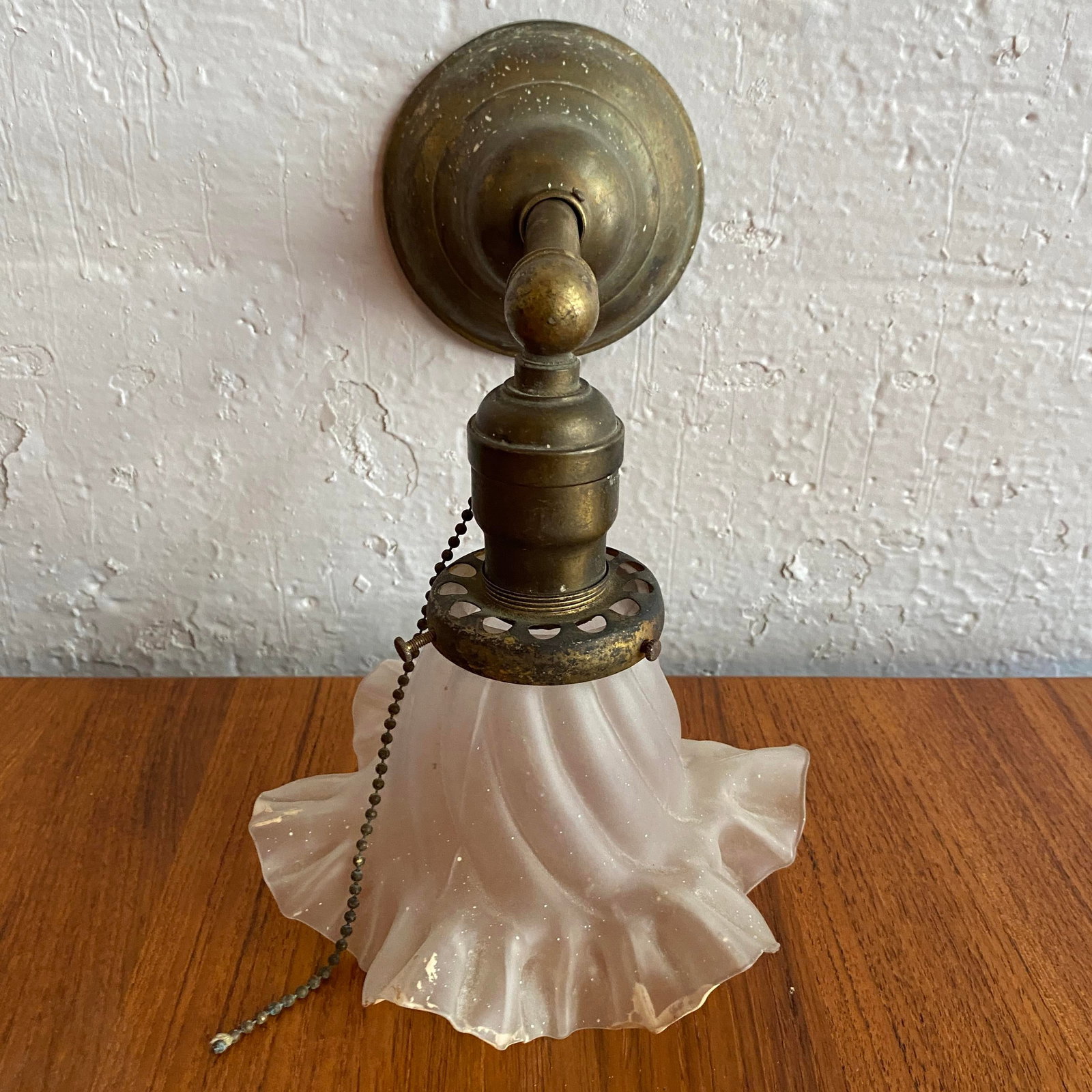 Antique Industrial Brass Wall Sconce With Frosted Ruffle Shade - 2