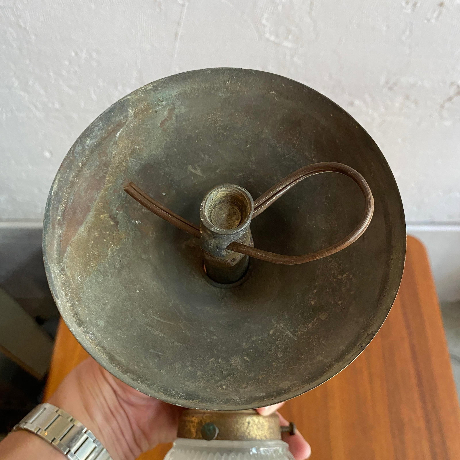Antique Industrial Brass Wall Sconce With Acid-Etched Ribbed Glass Shade - 10