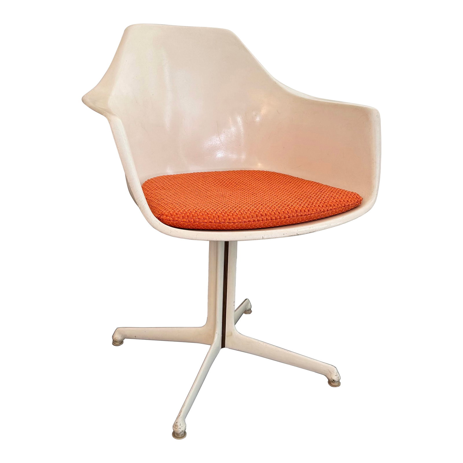 Mid-Century Modern Fiberglass Pedestal Arkana Chair by Maurice Burke: This is a classic Model 116 Tulip Swivel Armchair, designed in the 1960s by Maurice Burke for the British manufacturer Arkana. Inspired by Eero Saarinen's famous pedestal designs for Knoll, Burke's