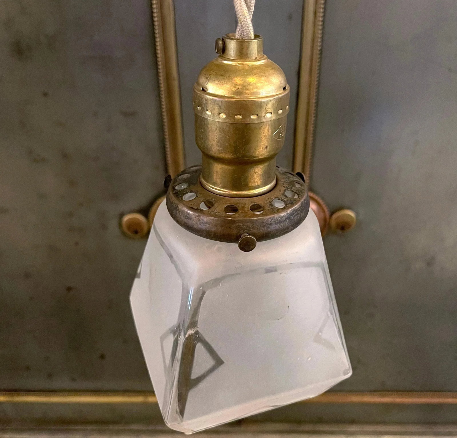 Mid 20th Century Arts & Crafts Faceted Frosted Glass Pendant Light - 6