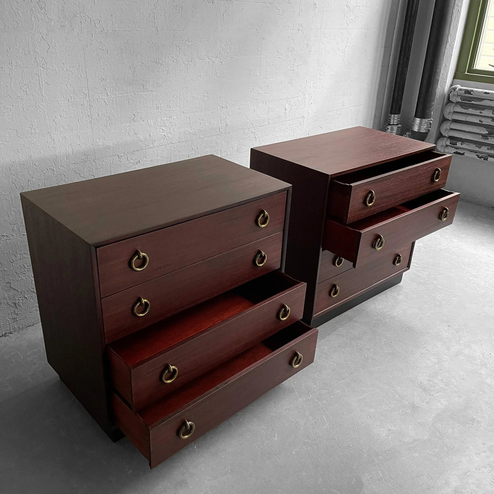 Pair of Hollywood Regency Mahogany Dressers Attributed to Gilbert Rohde - 3