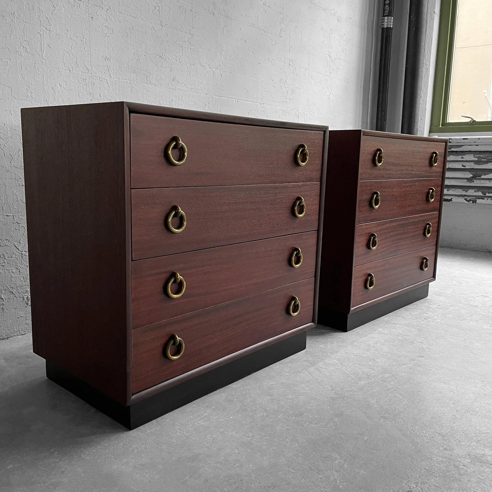 Pair of Hollywood Regency Mahogany Dressers Attributed to Gilbert Rohde - 4