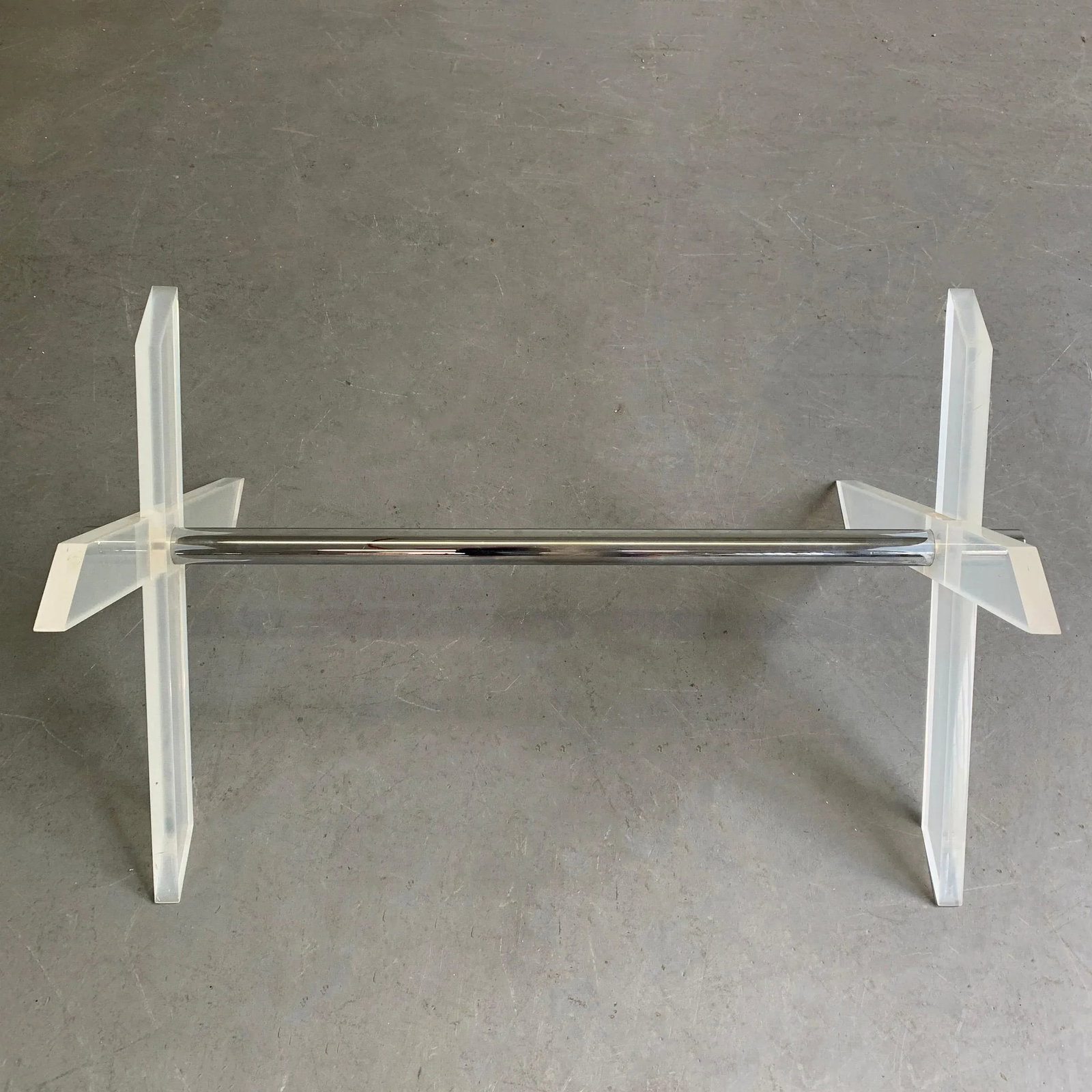 Mid 20th Century Modern Lucite X Coffee Table Base - 6