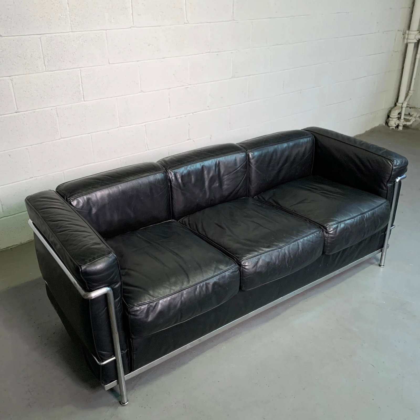 Mid 20th Century Le Corbusier for Cassina Leather & Chrome LC2 Sofa - 11