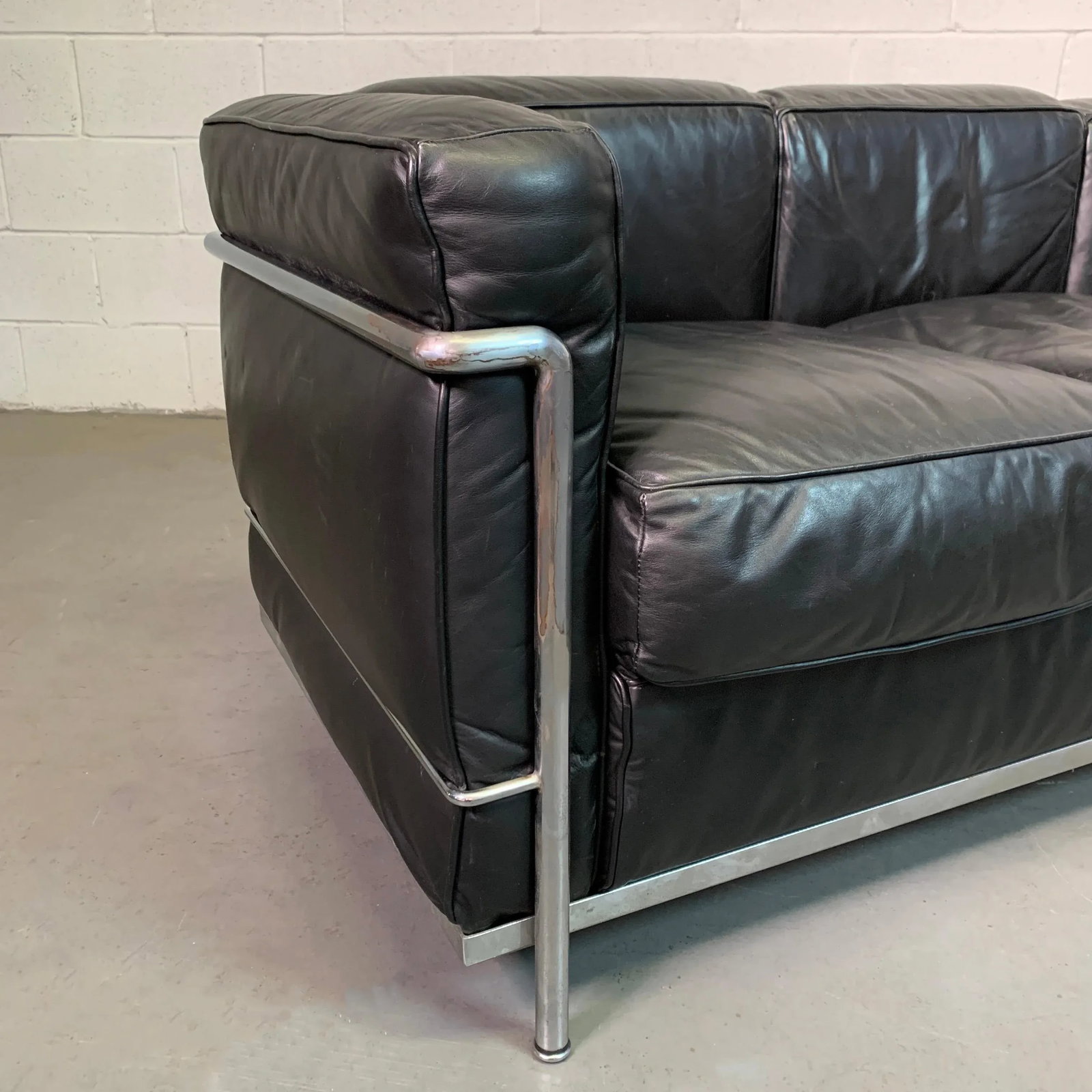 Mid 20th Century Le Corbusier for Cassina Leather & Chrome LC2 Sofa - 4