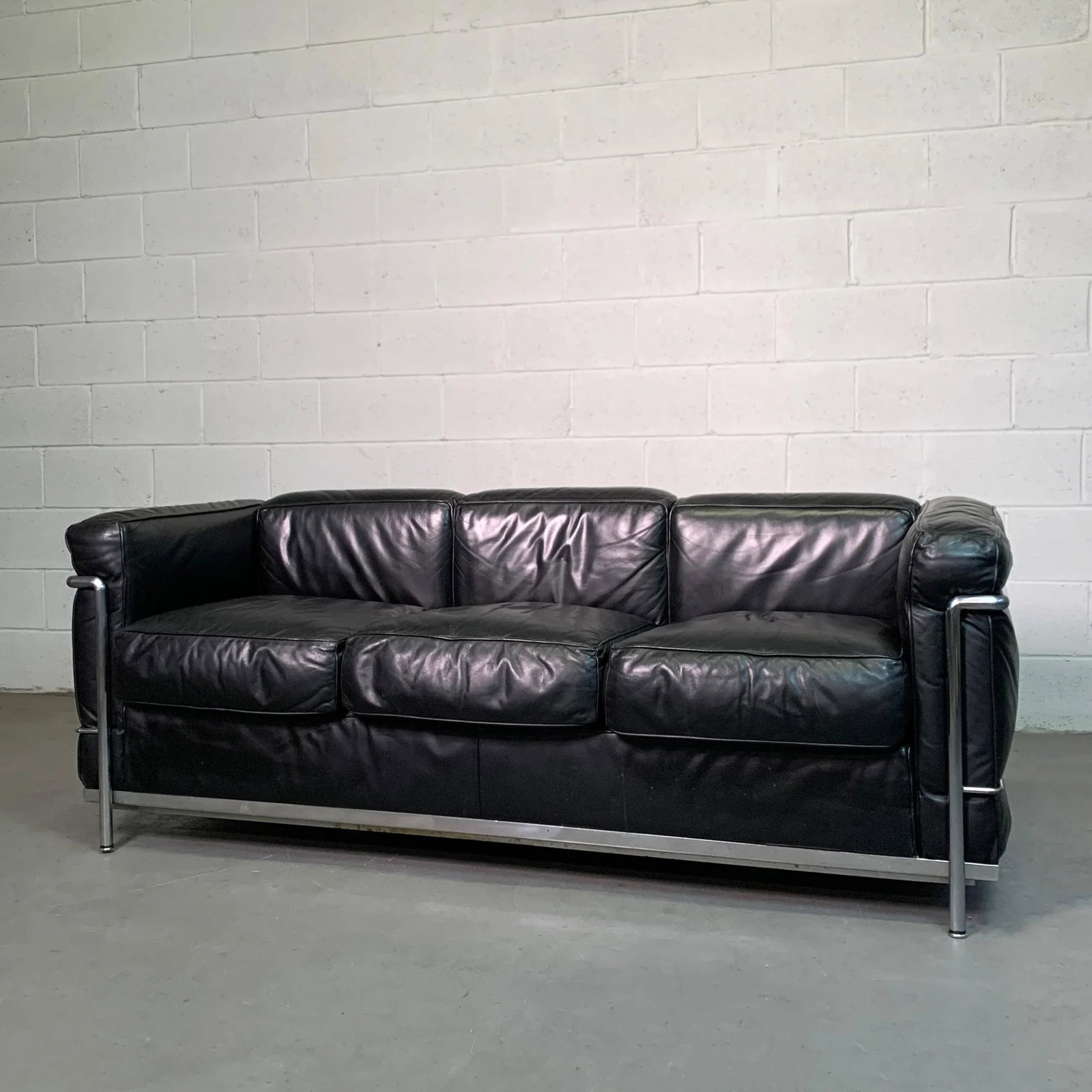 Mid 20th Century Le Corbusier for Cassina Leather & Chrome LC2 Sofa - 9