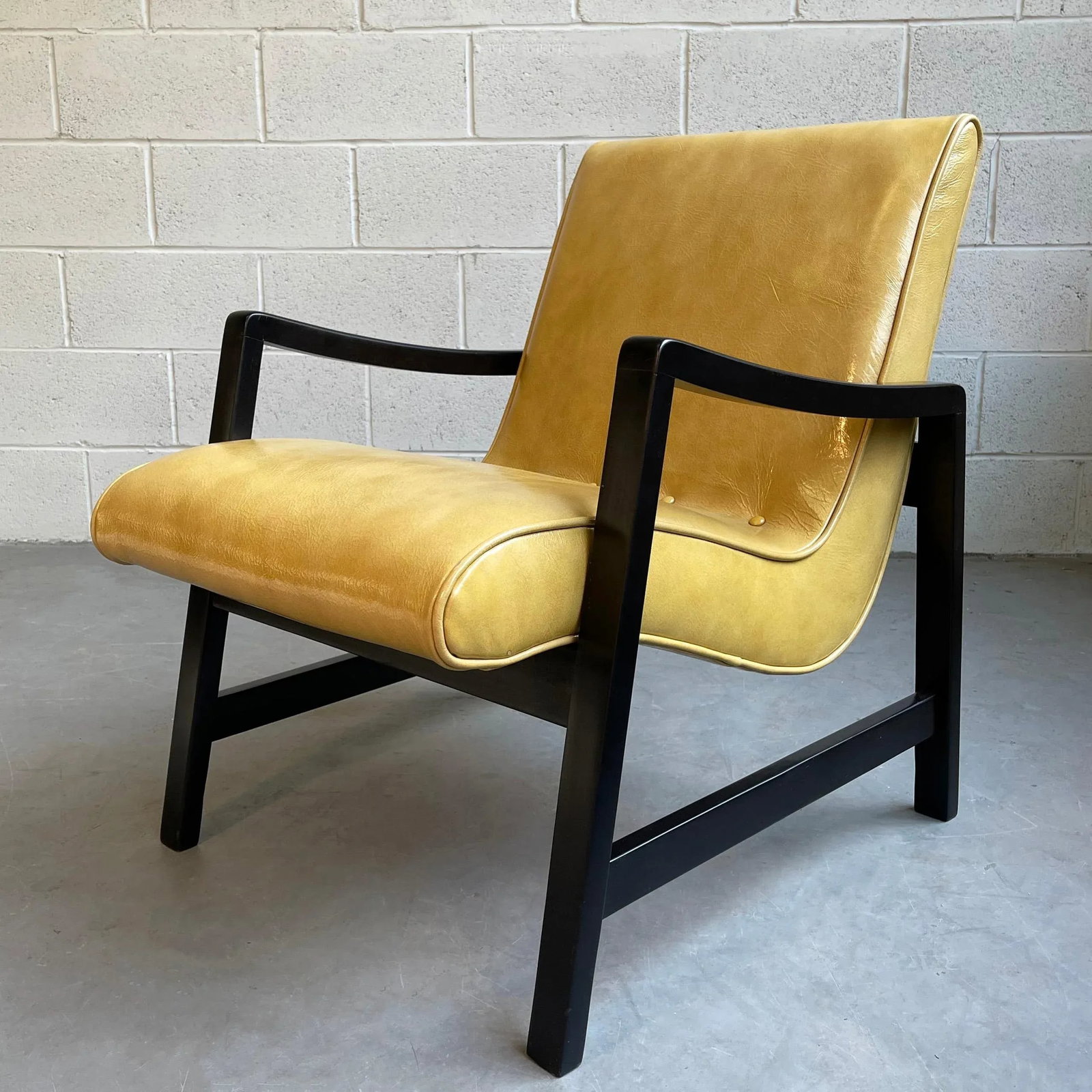 Mid 20th Century Jens Risom Mid-Century Modern Scoop Leather Lounge Chair - 2