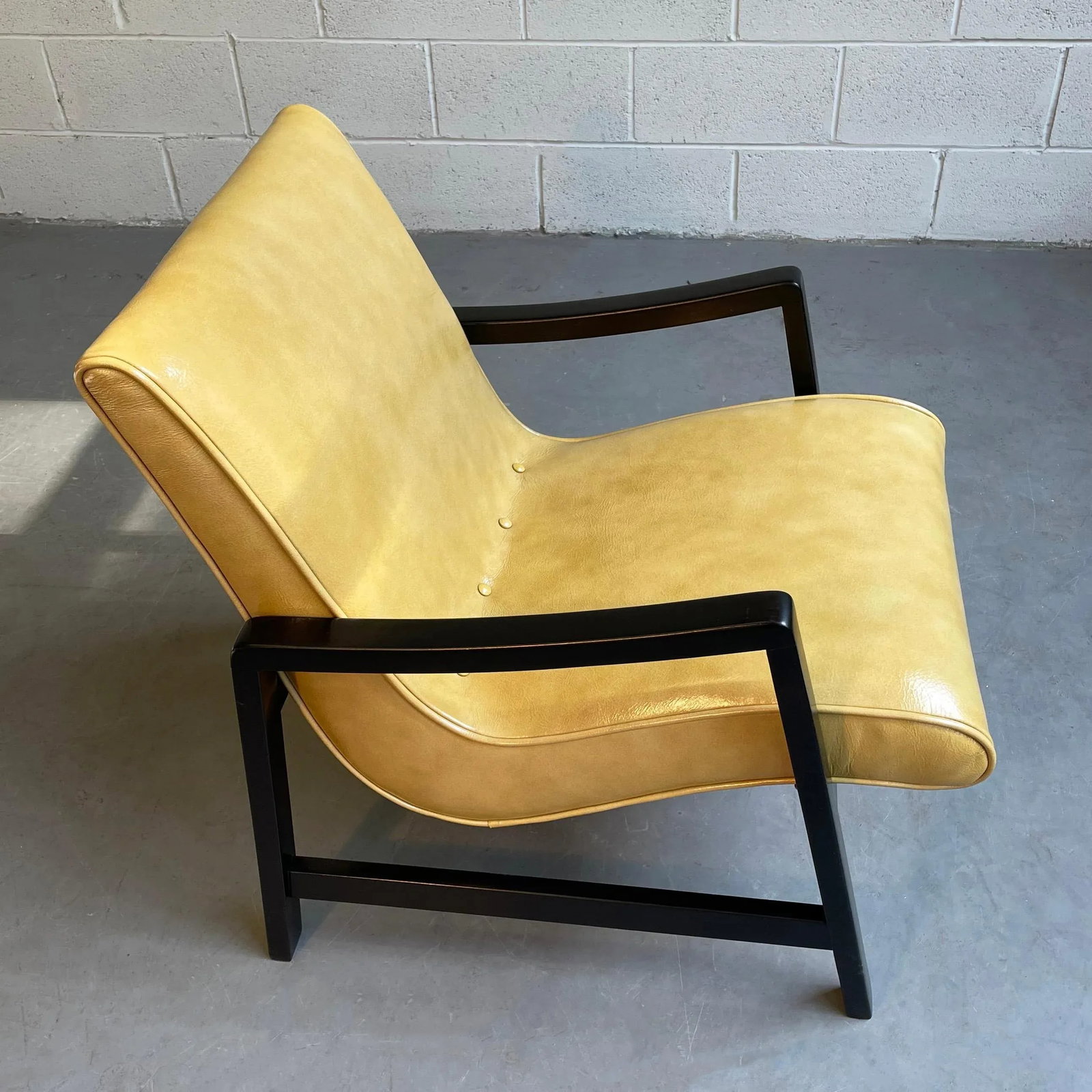 Mid 20th Century Jens Risom Mid-Century Modern Scoop Leather Lounge Chair - 5