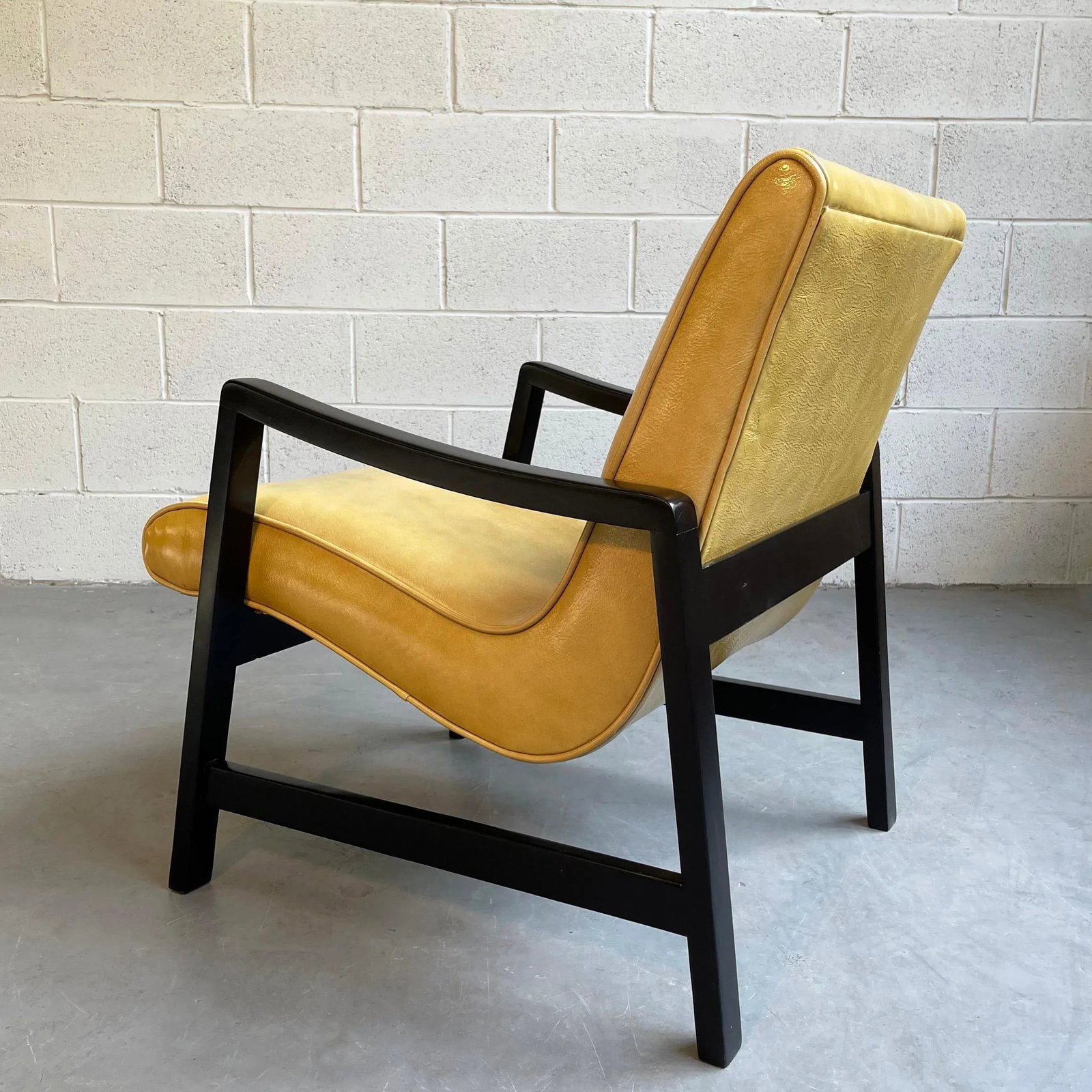 Mid 20th Century Jens Risom Mid-Century Modern Scoop Leather Lounge Chair - 6