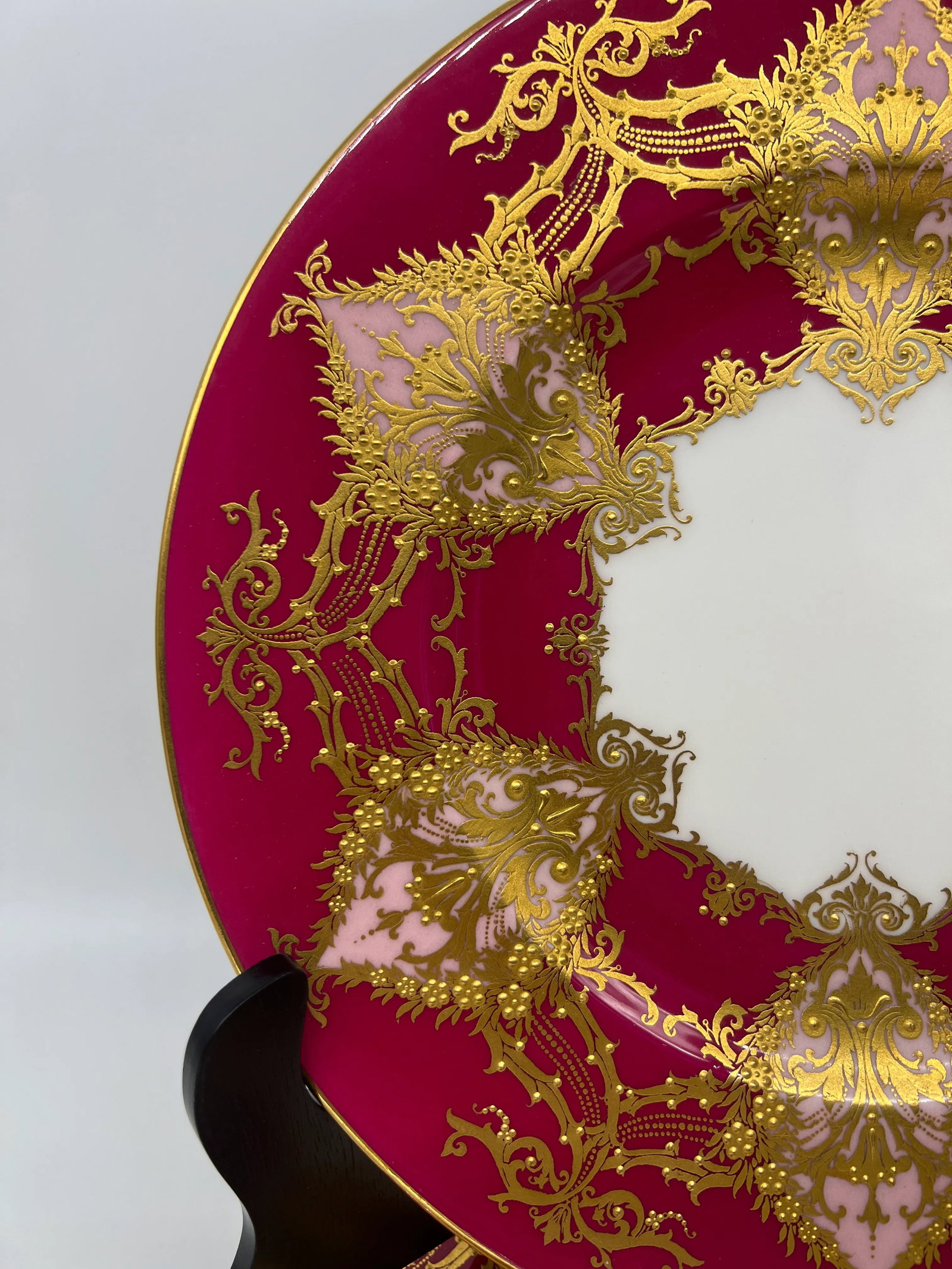 Set of 12 Royal Worcester Two- Tone Heavily Raised Gilt Decorated Dinner Plates - 6