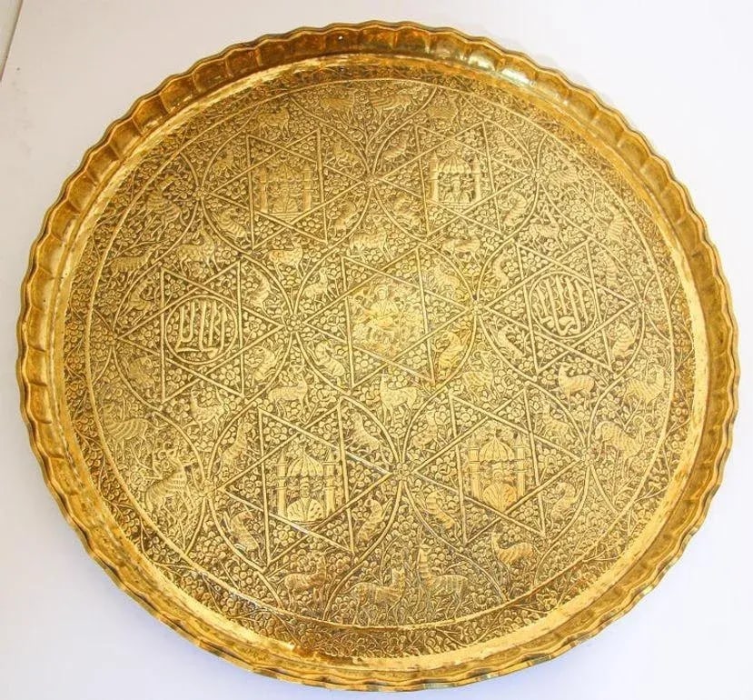 Large Antique Decorative Indo-Persian Mughal Hammered Brass Tray 19th C. - 2