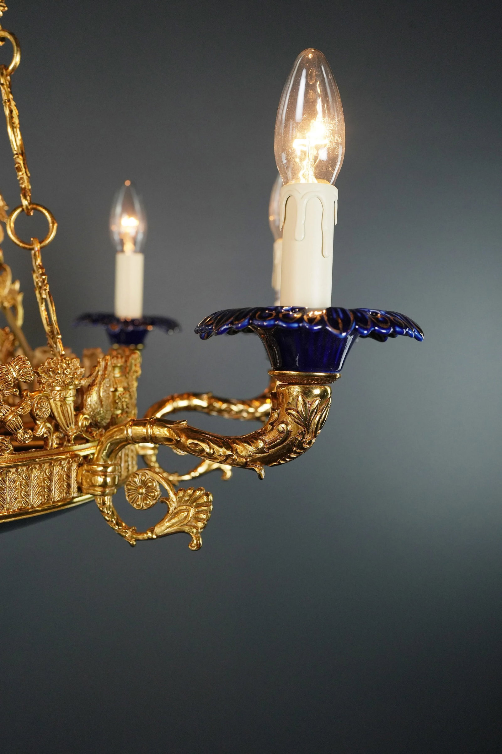 21st Century Art Deco Style Peacock Bird French Brass Empire Chandelier in Antique Gold - 8