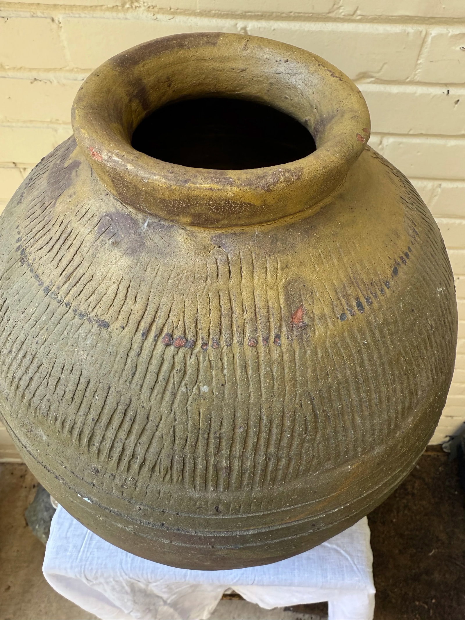 Antique Late 19th Century Chinese Martaban - 10