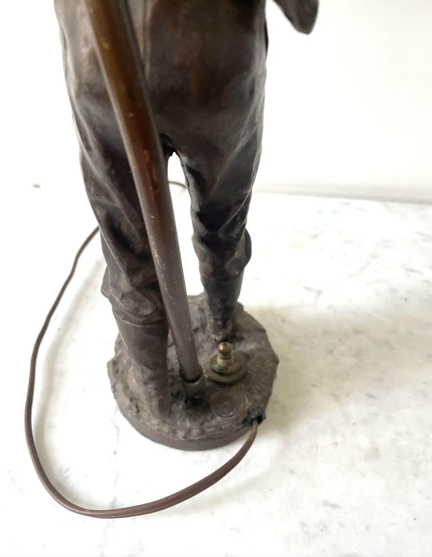 Vintage Art Nouveau Bronze Spelter Sculptured Table Lamp - Made in France - 5