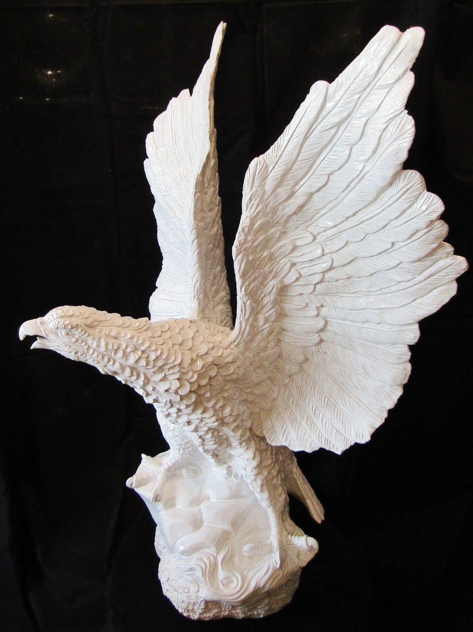Monumental Italian White Glazed Terra Cotta Eagle Sculpture Circa 1960s - 5