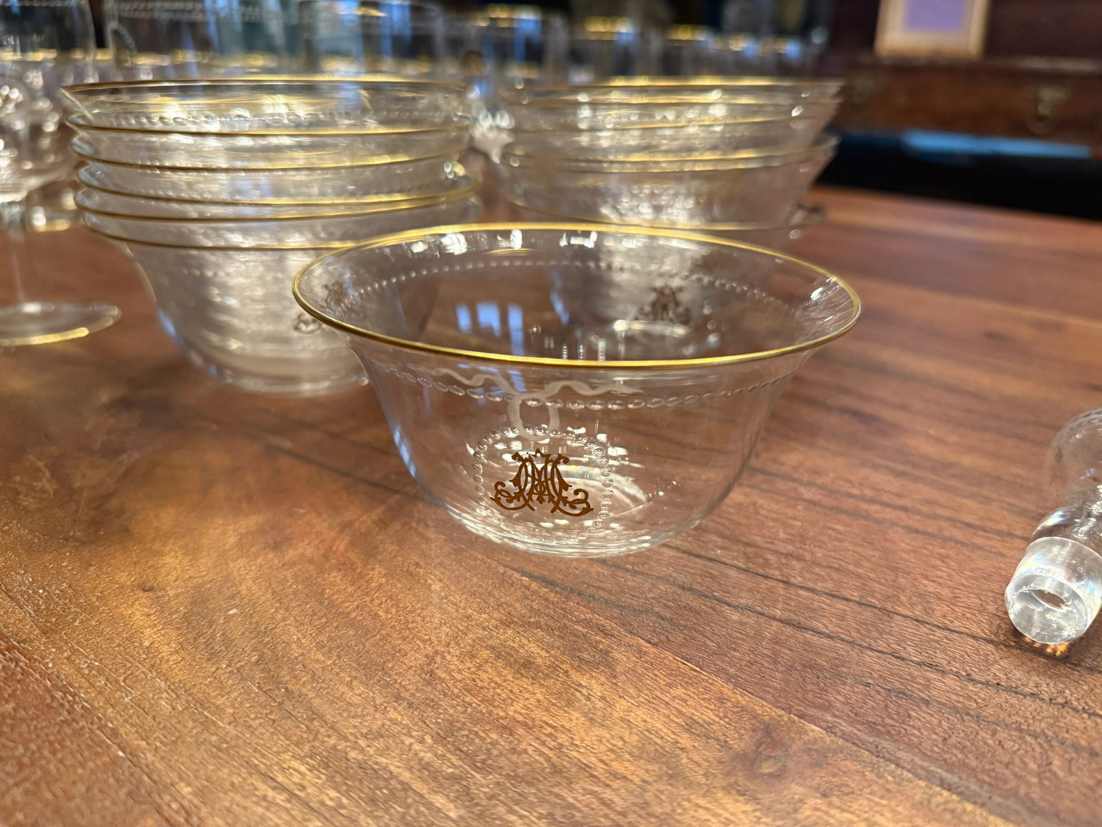 101 Pc, Belle Époque Gilt-Monogrammed Crystal Service, in the Manner of Baccarat - 5