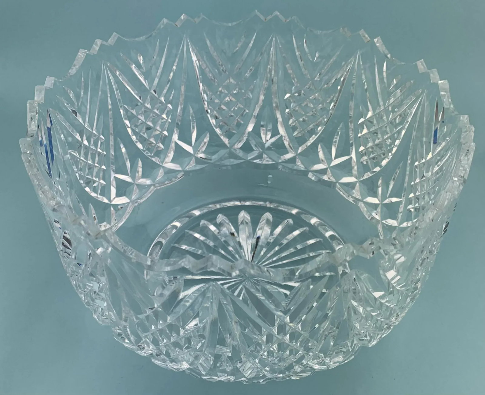 1980s Vintage Round Cut Crystal Salad Serving Bowl - 4