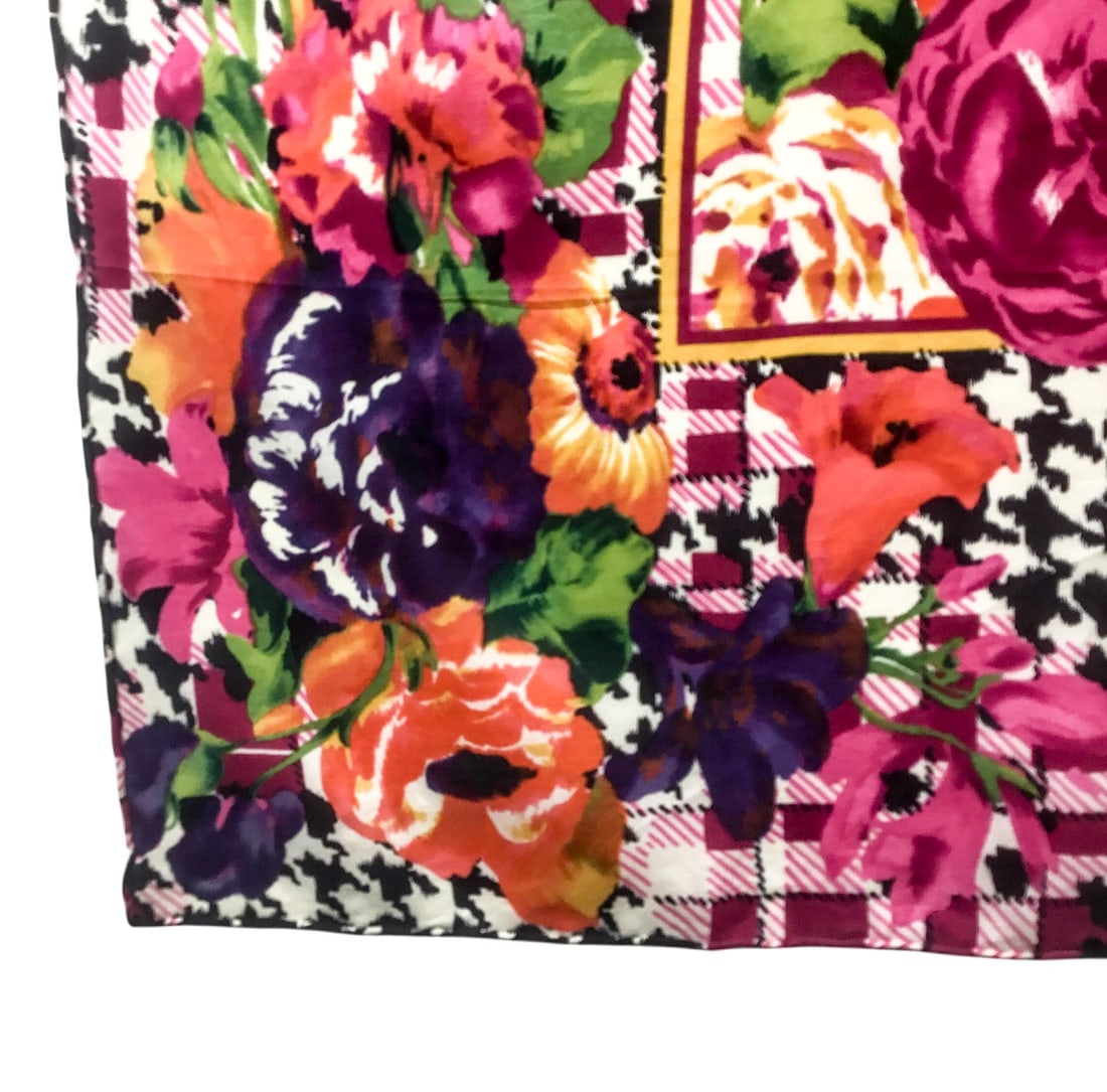 Pure Silk Crepe De Chine Vintage Scarf With Wall Hanging Scarf Holder - 10